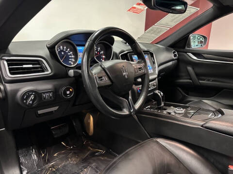 2017 Maserati Ghibli