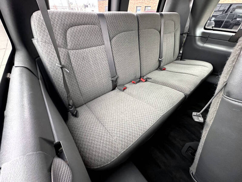 2016 Chevrolet Express LT 3500