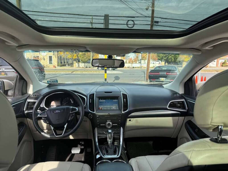 2018 Ford Edge Titanium