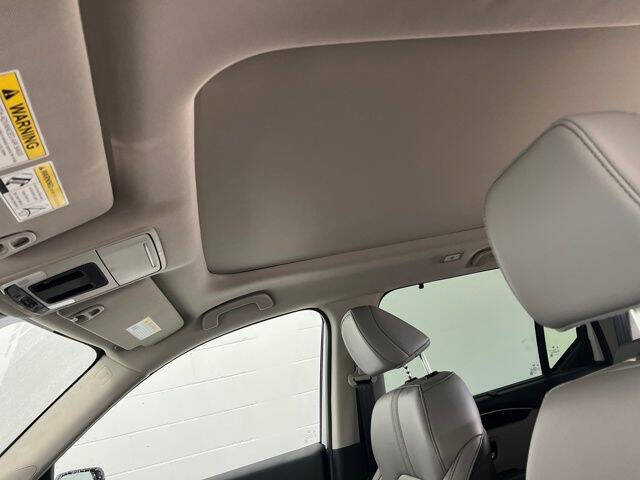 2025 Honda Pilot Touring