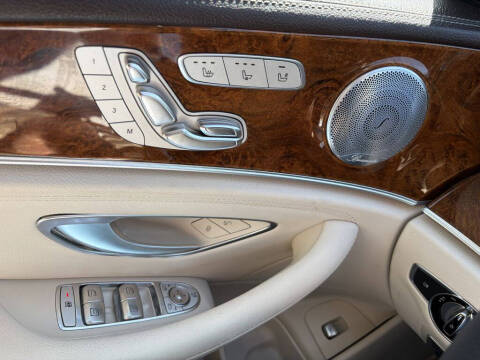 2019 Mercedes-Benz E-Class E 300