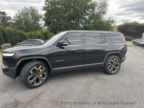 2023 Rivian R1S Adventure