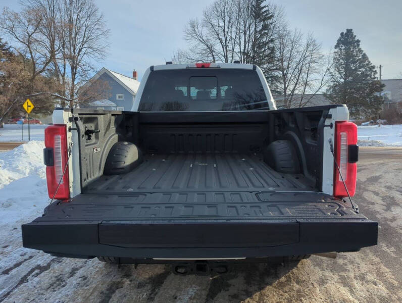 2023 Ford F-350 Super Duty Lariat