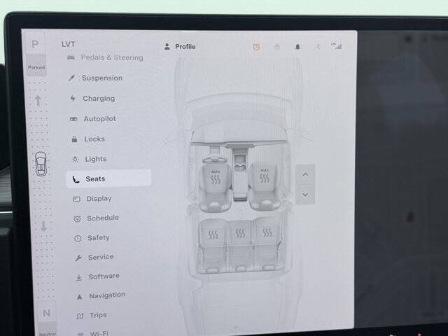 2023 Tesla Model X Standard Range