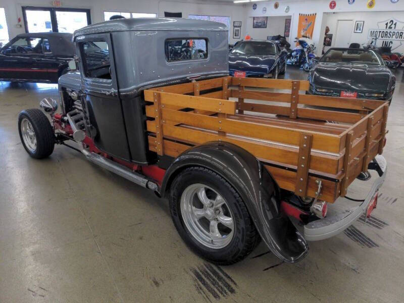 1933 Ford Model BB