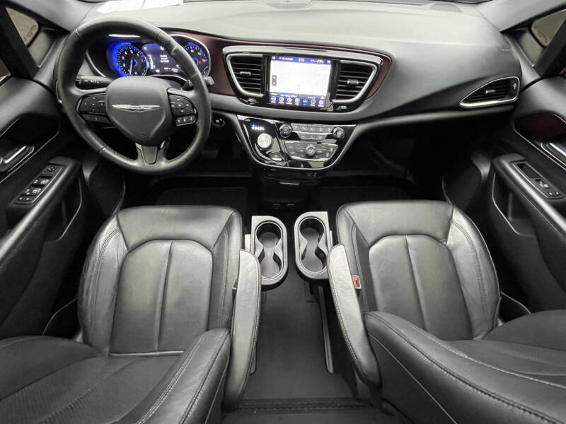 2019 Chrysler Pacifica Touring L Plus 35th Anniversary