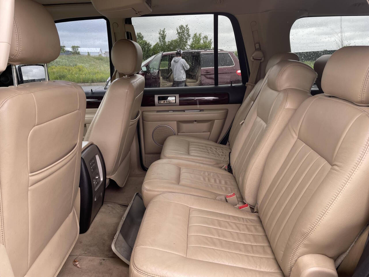 2005 Lincoln Navigator for sale at Twin Cities Auctions in Elk River, MN