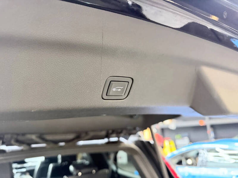 2022 Cadillac Escalade ESV Sport Platinum