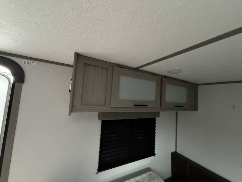 2024 Coleman CM17R24