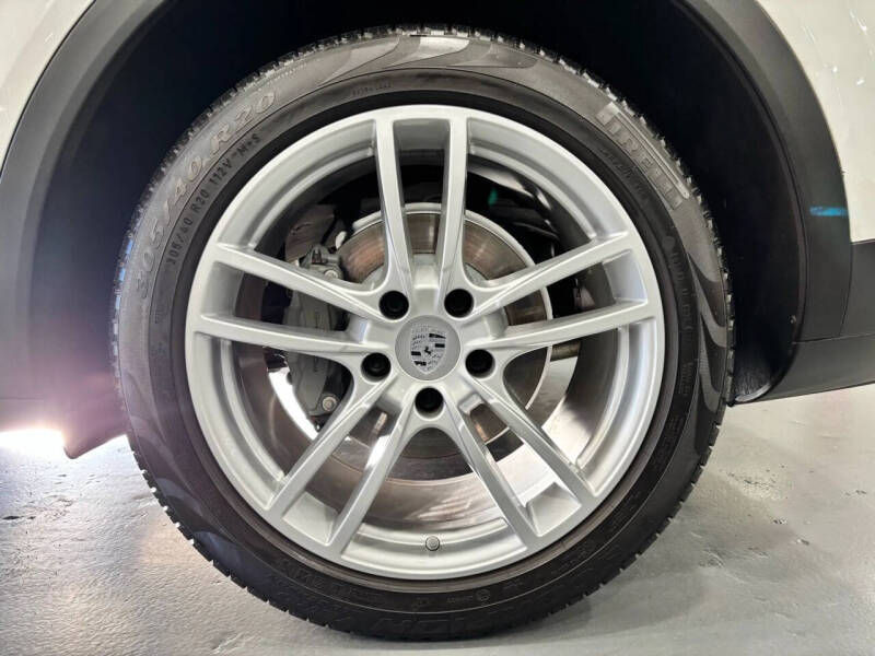 2019 Porsche Cayenne S
