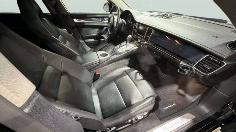 2015 Porsche Panamera S E-Hybrid