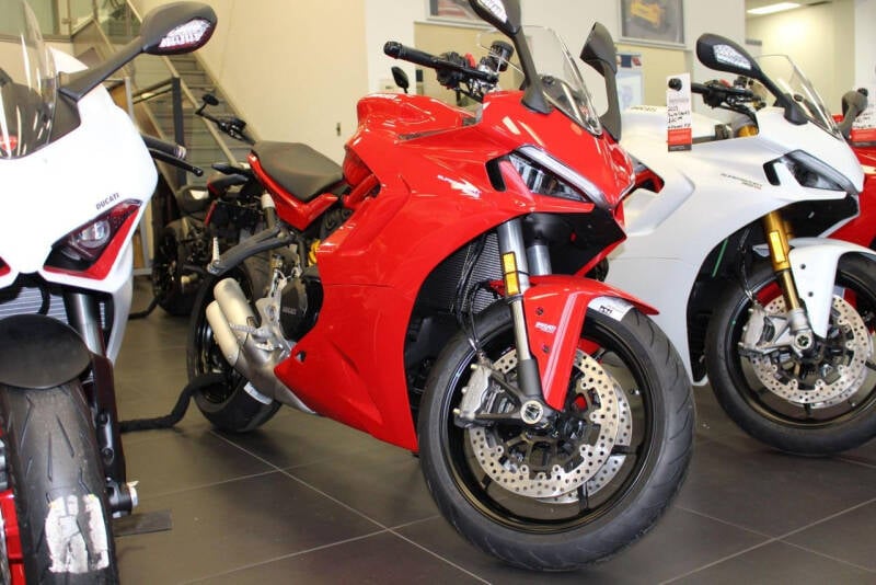 2024 Ducati Supersport S for sale at Peninsula Motor Vehicle Group in Oakville NY