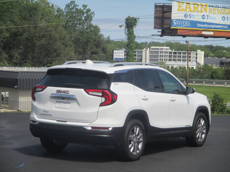 2023 GMC Terrain SLT