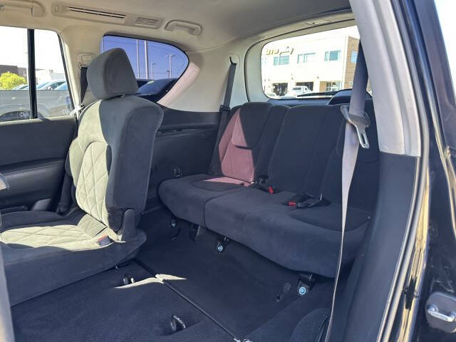 2017 Nissan Armada SV