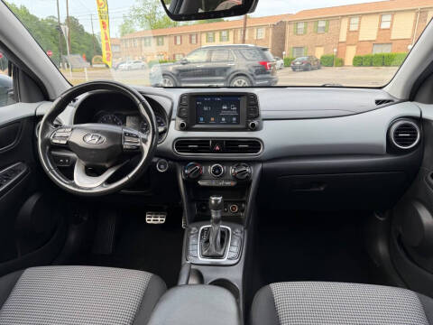 2021 Hyundai Kona SEL Plus