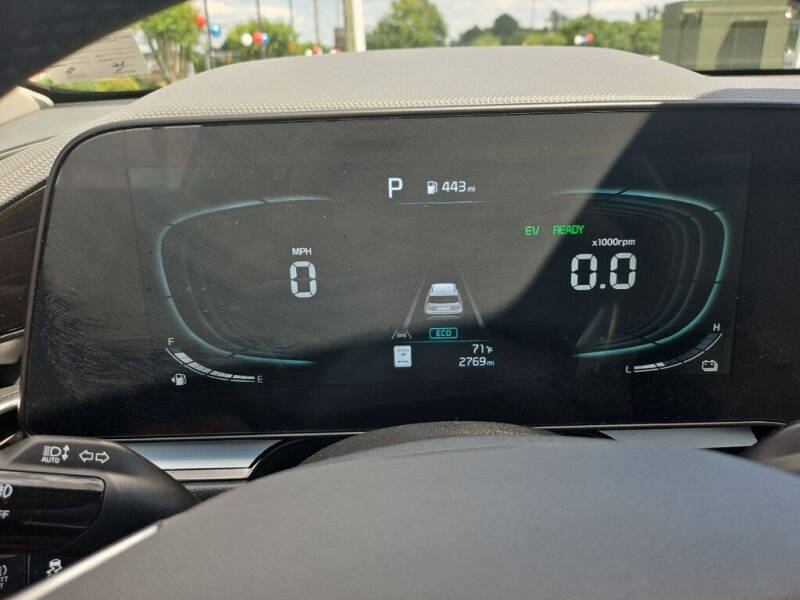 2025 Kia Niro EX Touring