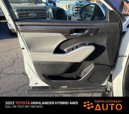 2022 Toyota Highlander Hybrid Limited