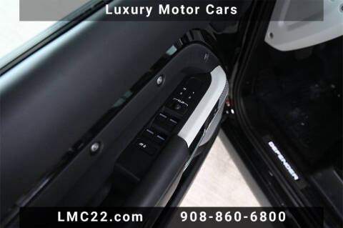 2023 Land Rover Defender 130 X-Dynamic SE