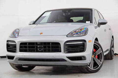 2022 Porsche Cayenne GTS Coupe