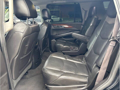 2015 Cadillac Escalade Luxury