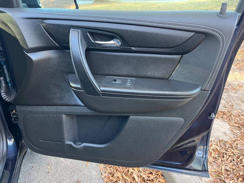 2016 GMC Acadia SLE-2