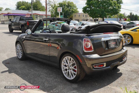 2011 MINI Cooper John Cooper Works