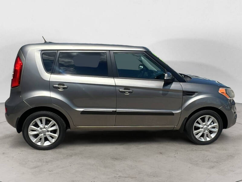 2013 Kia Soul +