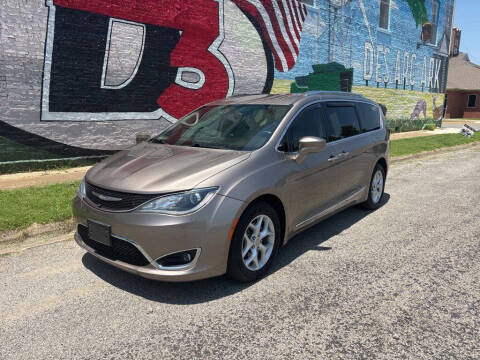 2018 Chrysler Pacifica Touring L Plus
