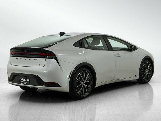 2025 Toyota Prius XLE