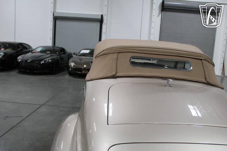 1937 Packard 115C