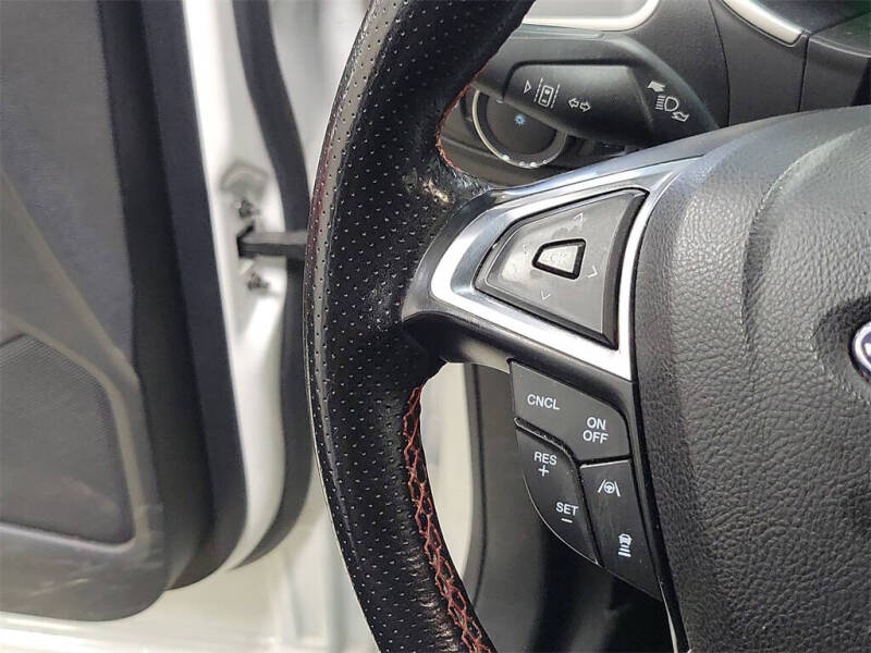 2021 Ford Edge ST-Line