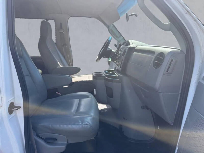 2012 Ford E-Series
