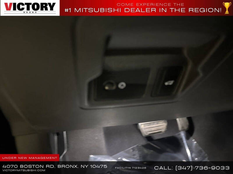 2022 Land Rover Range Rover Velar P250 R-Dynamic S