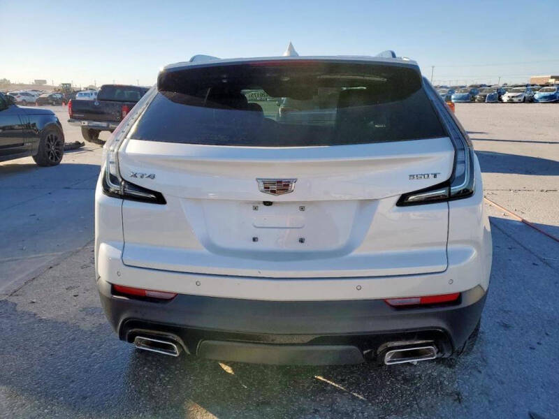 2023 Cadillac XT4 Sport
