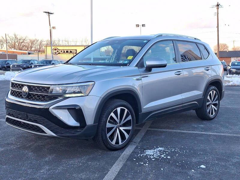 2022 Volkswagen Taos SE 4Motion