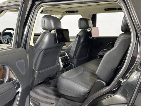 2023 Land Rover Range Rover P530 SE LWB