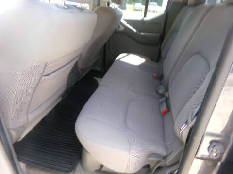 2016 Nissan Frontier SV