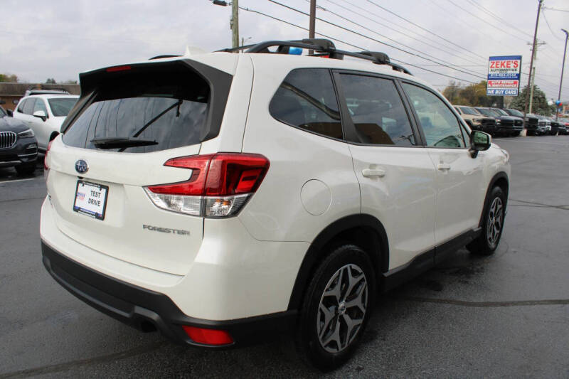 2023 Subaru Forester Premium
