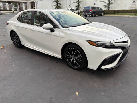 2024 Toyota Camry SE Nightshade