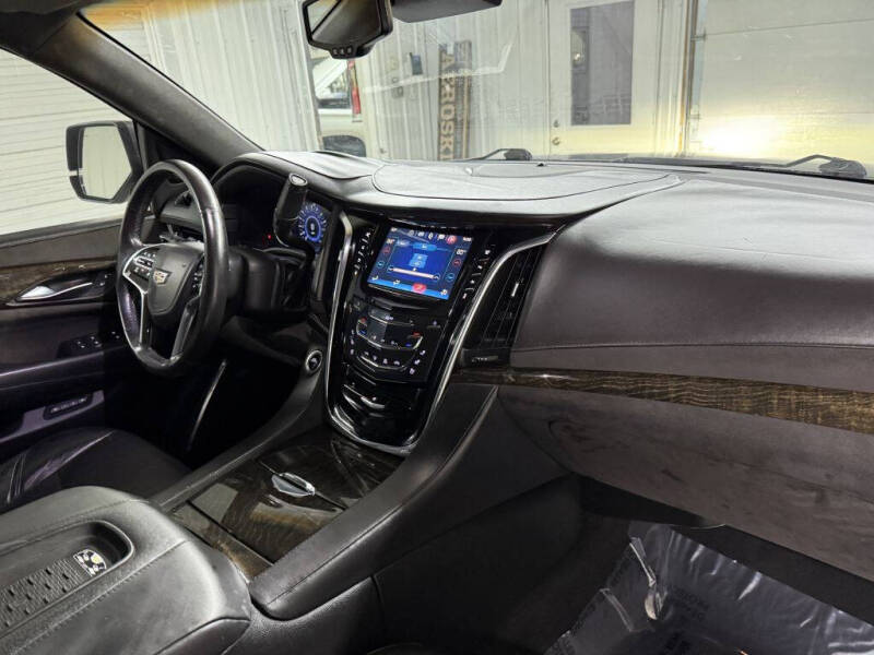 2016 Cadillac Escalade ESV Platinum