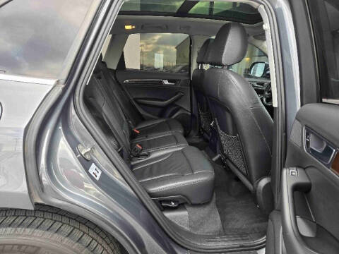 2017 Audi Q5 2.0T quattro Premium