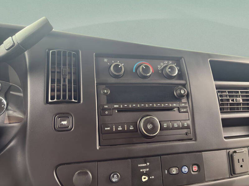 2016 Chevrolet Express LT 3500