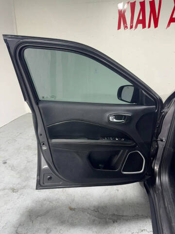 2019 Jeep Compass Sport