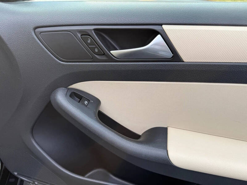 2012 Volkswagen Jetta