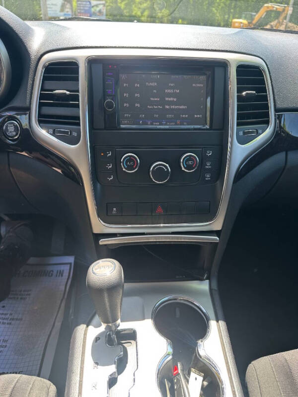 2012 Jeep Grand Cherokee Laredo