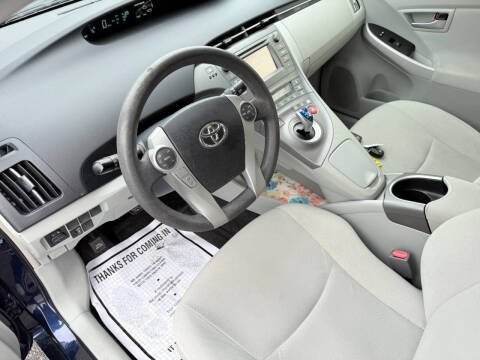 2014 Toyota Prius Five