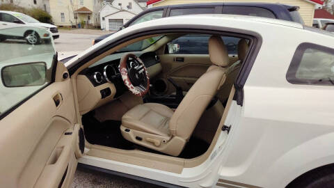 2006 Ford Mustang V6 Standard