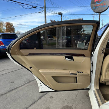 2010 Mercedes-Benz S-Class S 550 4MATIC