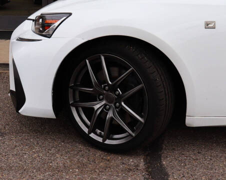 2018 Lexus IS 300