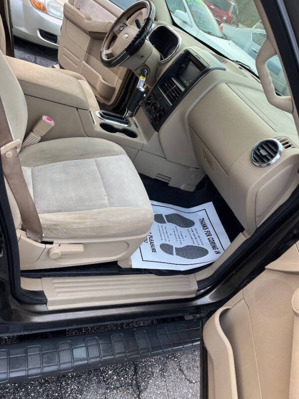 2008 Ford Explorer Sport Trac XLT